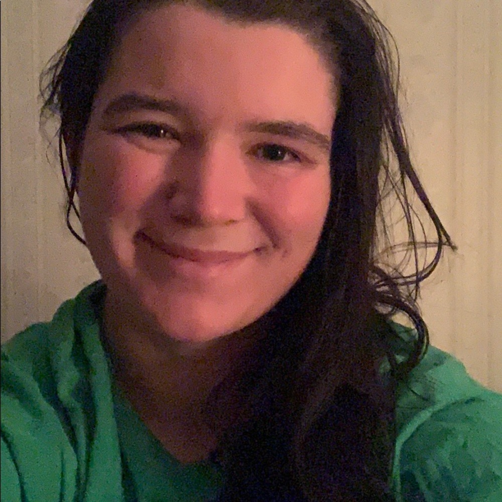 Meet your Posher, Nicole